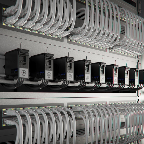 AJAX DIN Holder Black Držiak