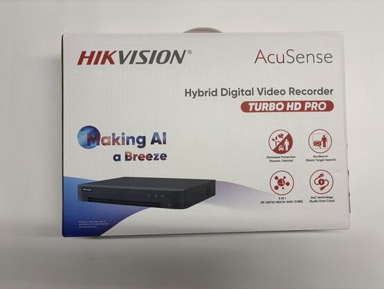 DEMO 0012 iDS-7208HUHI-M1/X/4A+8/4ALM 8 kanálový záznamník