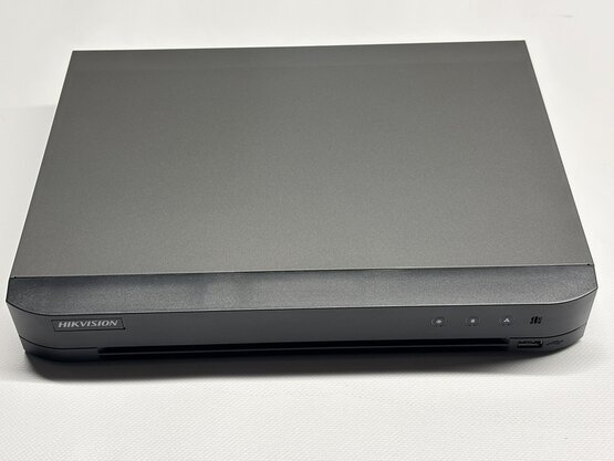 DEMO 0012 iDS-7208HUHI-M1/X/4A+8/4ALM 8 kanálový záznamník