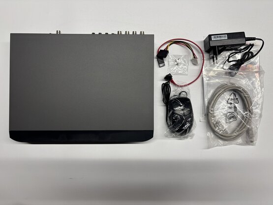 DEMO 0012 iDS-7208HUHI-M1/X/4A+8/4ALM 8 kanálový záznamník